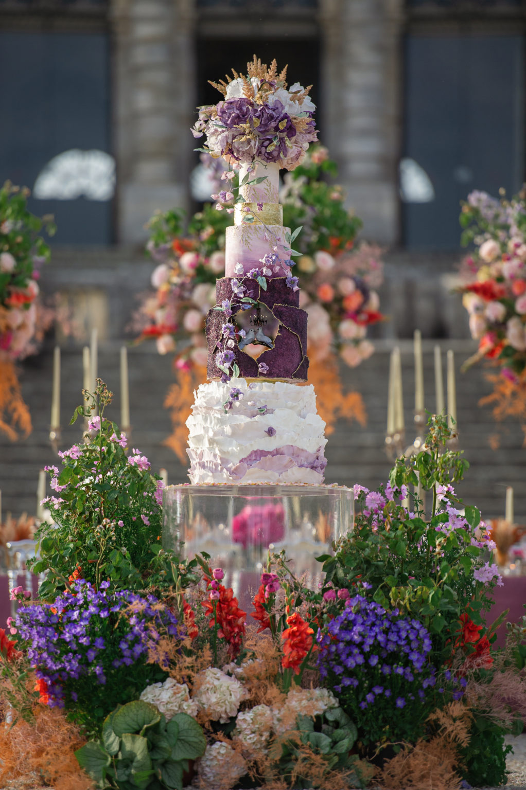 Luxury Wedding Cake at Château de Vaux le Vicomte, Bouchra Sugar Designer
