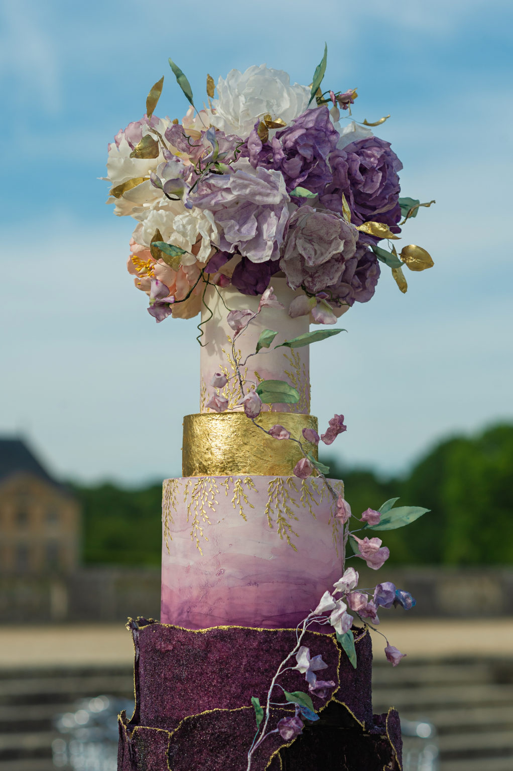 Luxury Wedding Cake at Château de Vaux le Vicomte, Bouchra Sugar Designer