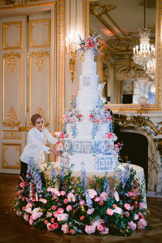 Luxury wedding cake, Couture cake, Shangri La, Bouchra Sugar Designer